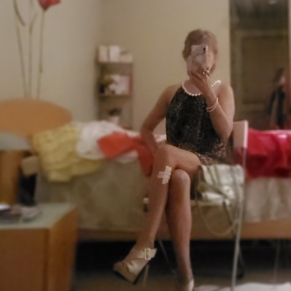 Leopard prints cocktail dress - Picture 2 of 3